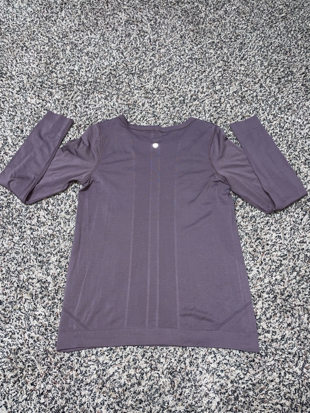 Lululemon Like New Swiftly Tech Long-Sleeve Shirt 2.0 P2P 18” Dark Lavender - Picture 7 of 9